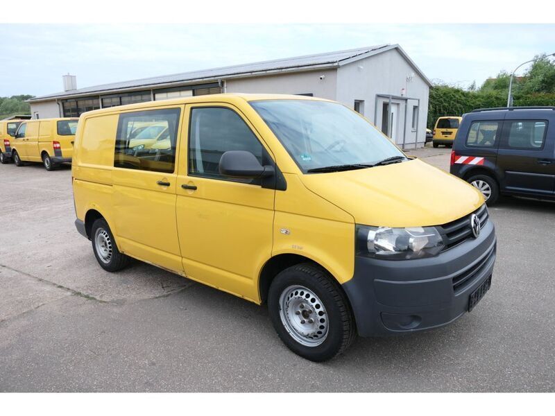 Gebraucht VW T5 84 PS (61 kW) 2012 Ginstergelb r1032 Van