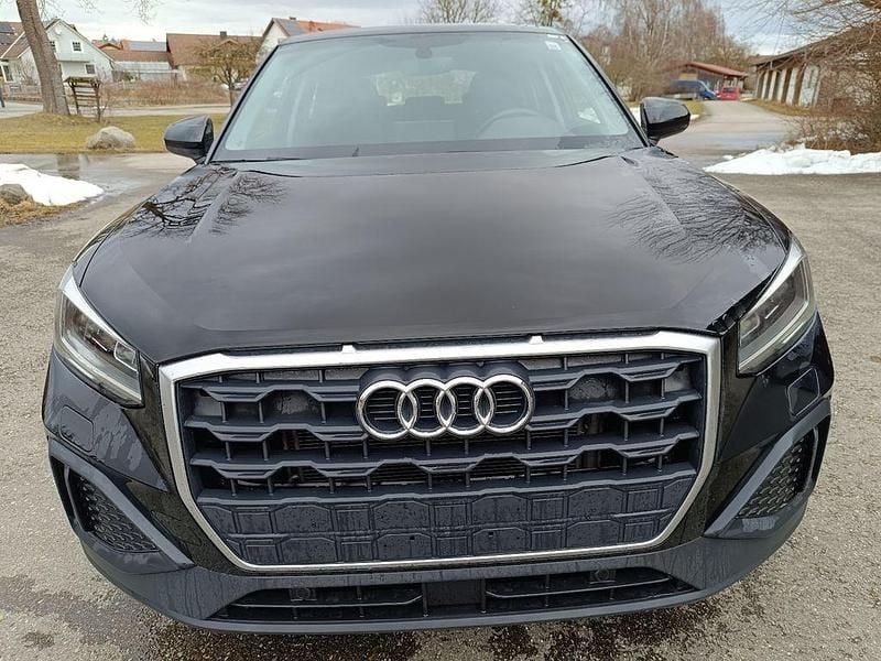 Gebraucht Audi Q2 Advanced 110 PS (80 kW) 2022 Schwarz SUV