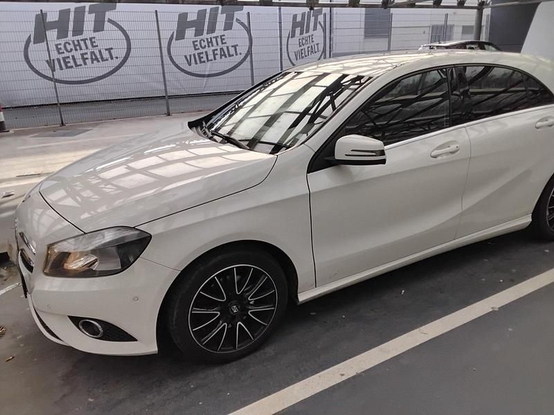 Brugt Mercedes A180 122 HK (89 kW) 2013 Hvid Hatchback