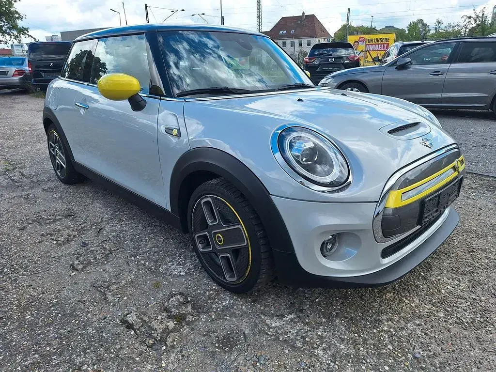 Gebraucht Mini Cooper SE 135 kW (184 PS) 2020 Silber Kleinwagen