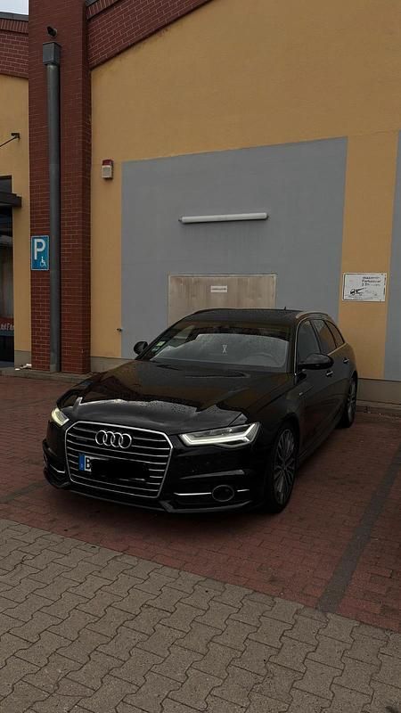 Gebraucht Audi A6 Ambiente 320 PS (235 kW) 2015 Schwarz Kombi