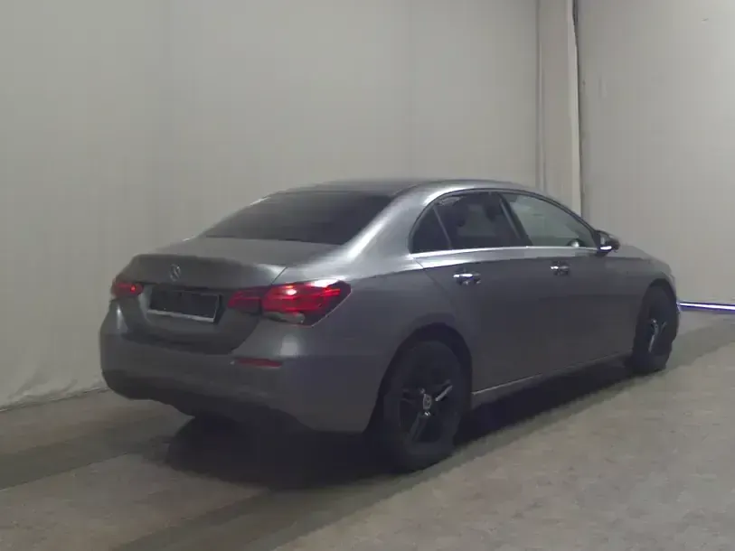 Gebraucht Mercedes A200 Style 150 PS (110 kW) 2021 Grau Limousine