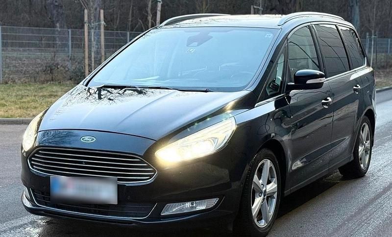 Gebraucht Ford Galaxy Titanium 150 PS (110 kW) 2016 Schwarz Van / Kleinbus