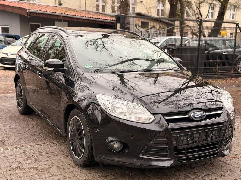 Usata Ford Focus 116 CV (85 kW) 2013 Nero Berlina