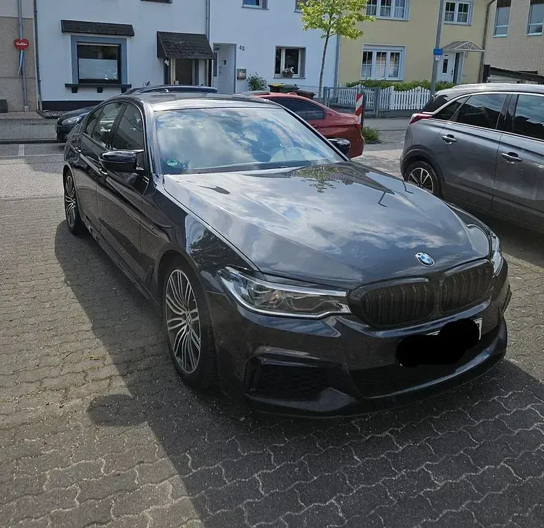 Gebraucht BMW M550 Performance 530 PS (389 kW) 2019 Grau Limousine