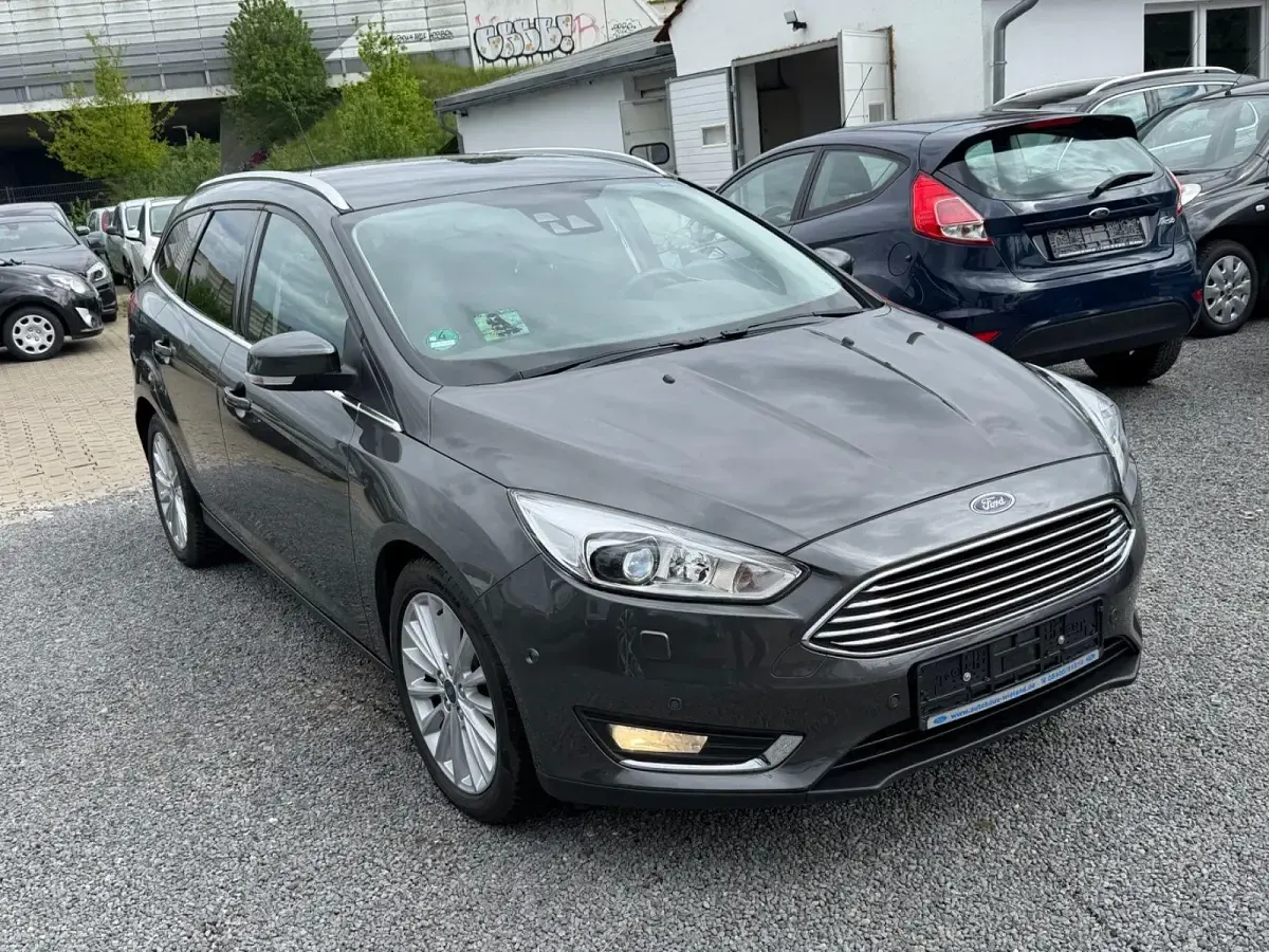 Usata Ford Focus Titanium 150 CV (110 kW) 2016 Grigio Station wagon