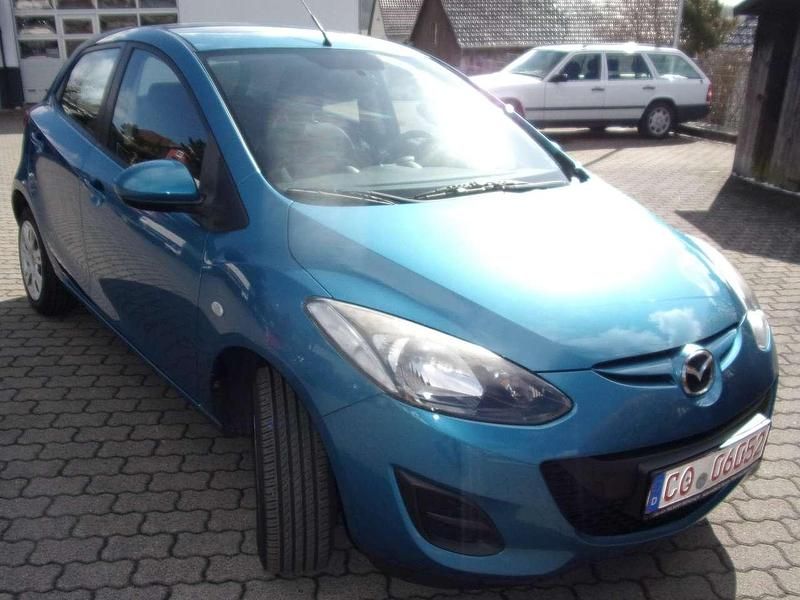 Brugt Mazda 2 Center-Line 75 HK (55 kW) 2011 Blå Hatchback