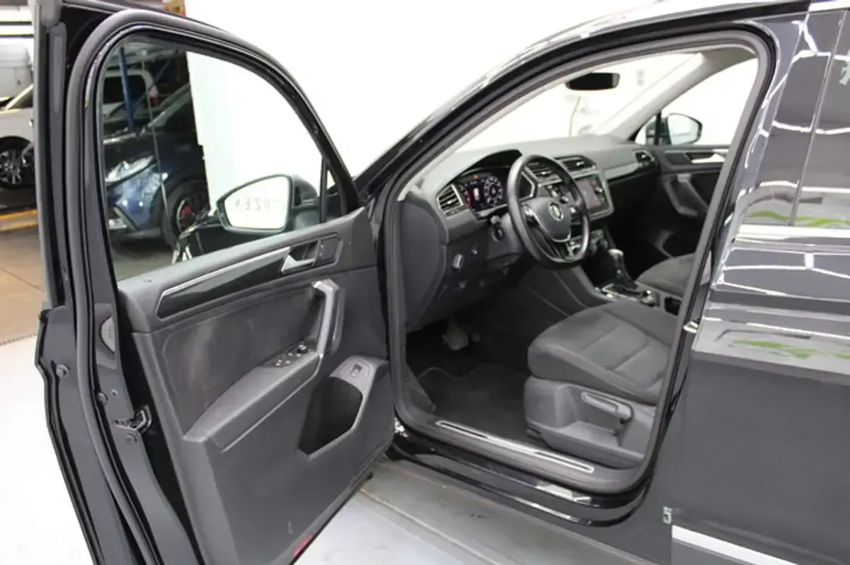 Gebraucht VW Tiguan Allspace Highline 179 PS (131 kW) 2018 Schwarz SUV