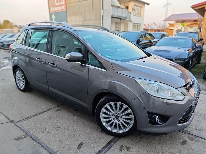 Gebraucht Ford Grand C-Max Titanium 150 PS (110 kW) 2012 Braun Van / Kleinbus