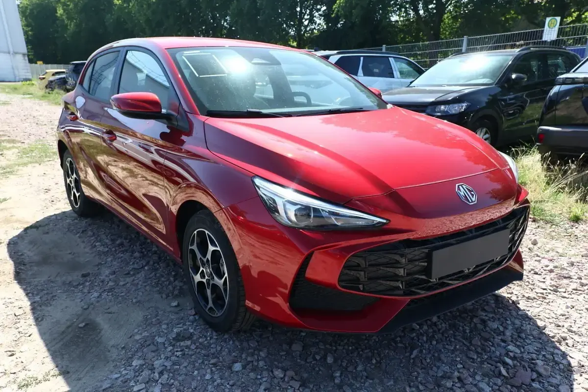 Neu MG MG3 Comfort 116 PS (85 kW) 2026 Rot Kleinwagen