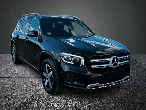 Gebraucht Mercedes GLB200 150 PS (110 kW) 2021 Schwarz SUV