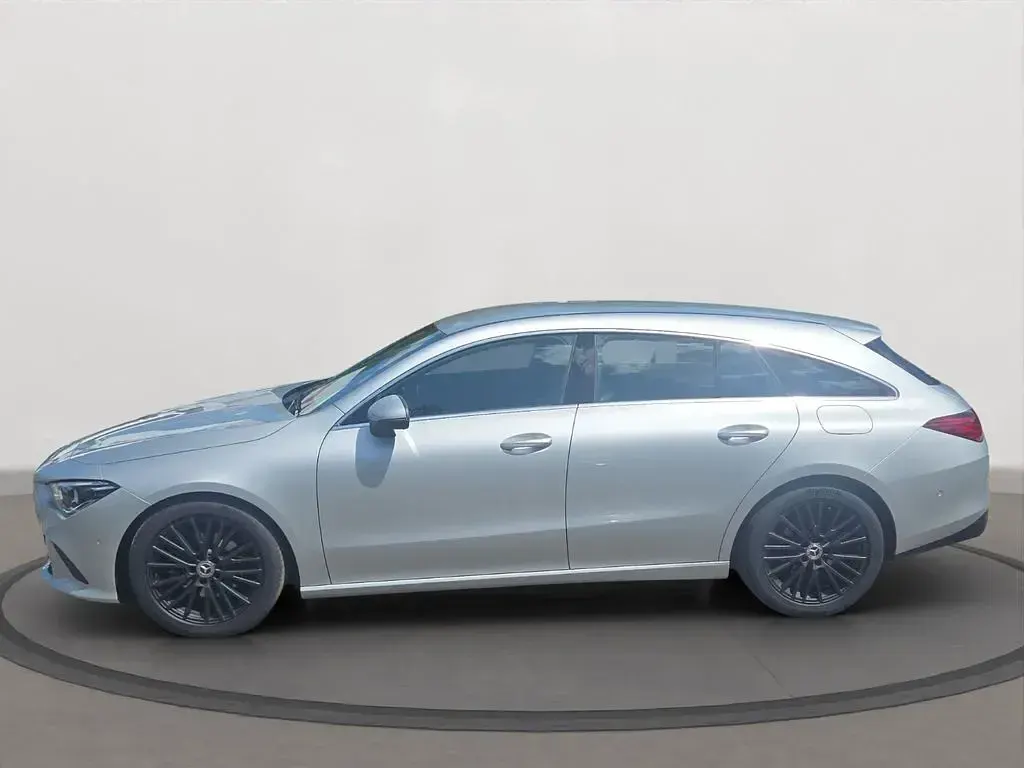 Gebraucht Mercedes CLA180 116 PS (85 kW) 2021 Silber Coupé