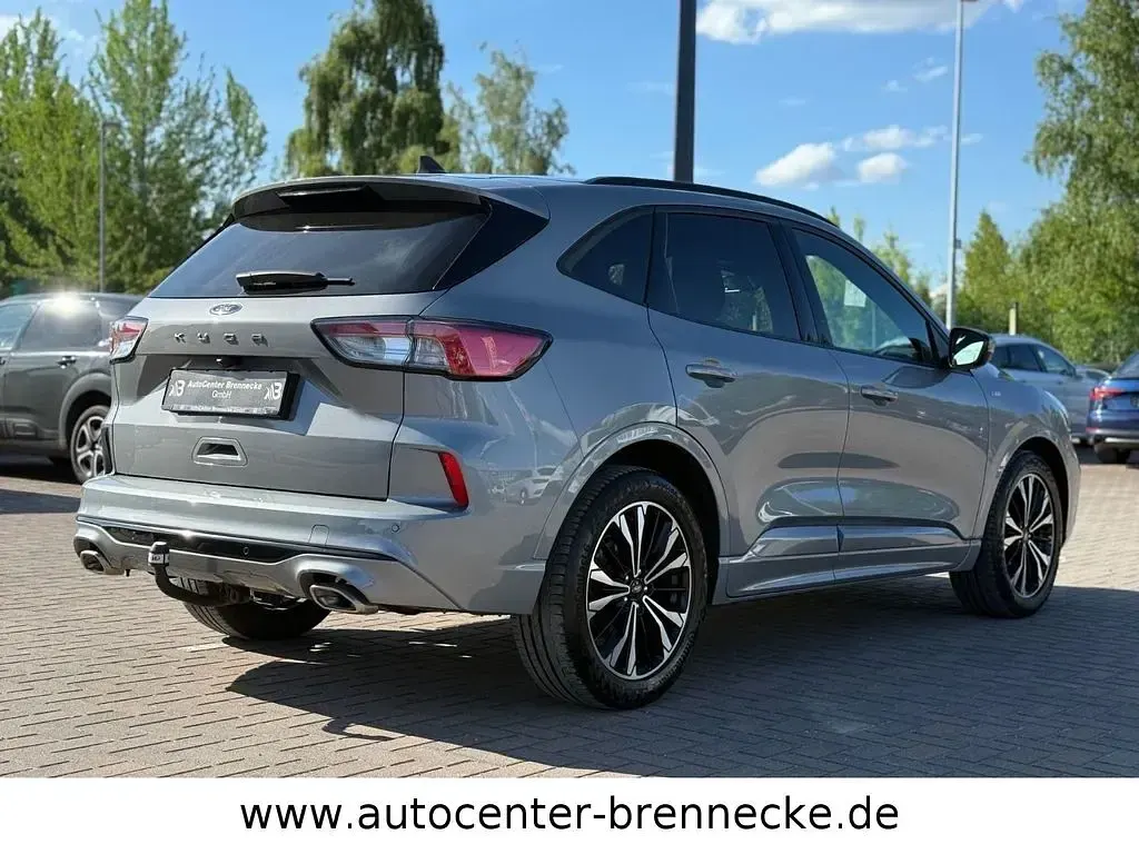 Gebraucht Ford Kuga ST-Line 150 PS (110 kW) 2021 Silber SUV