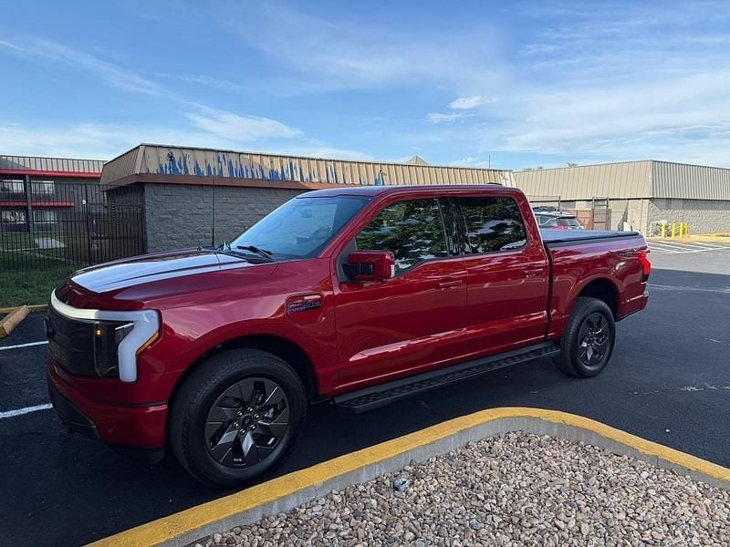 Rot Gebraucht 2025 Ford F-150 Lariat Abholung | 85.000 € - Bild 1/4