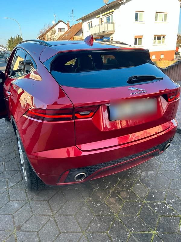 Usata Jaguar E-Pace 240 CV (176 kW) 2019 Rosso SUV
