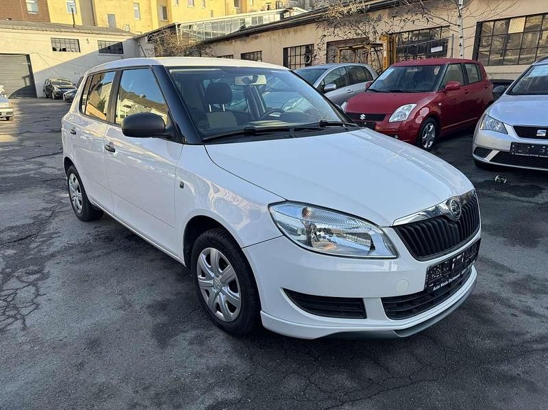 Gebraucht Skoda Fabia Cool Edition 86 PS (63 kW) 2014 Candyweiss Kleinwagen