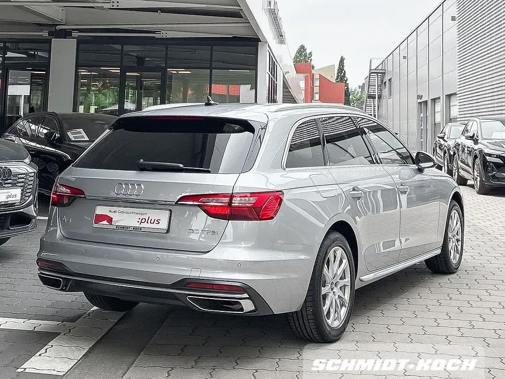 Gebraucht Audi A4 Advanced Plus 150 PS (110 kW) 2025 Florettsilber metallic Limousine