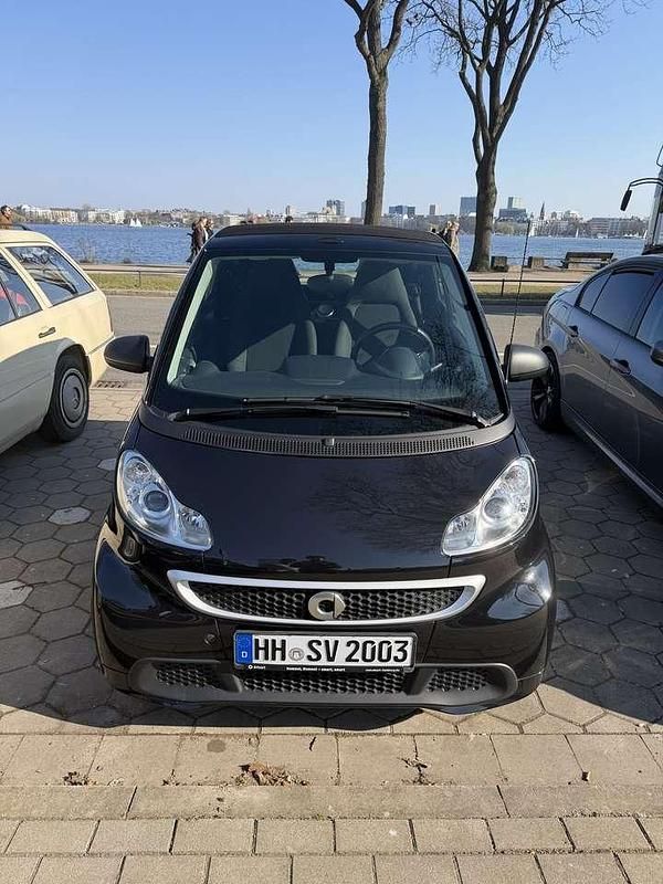 Gebraucht Smart ForTwo Cabrio 71 PS (52 kW) 2013 Schwarz Cabrio