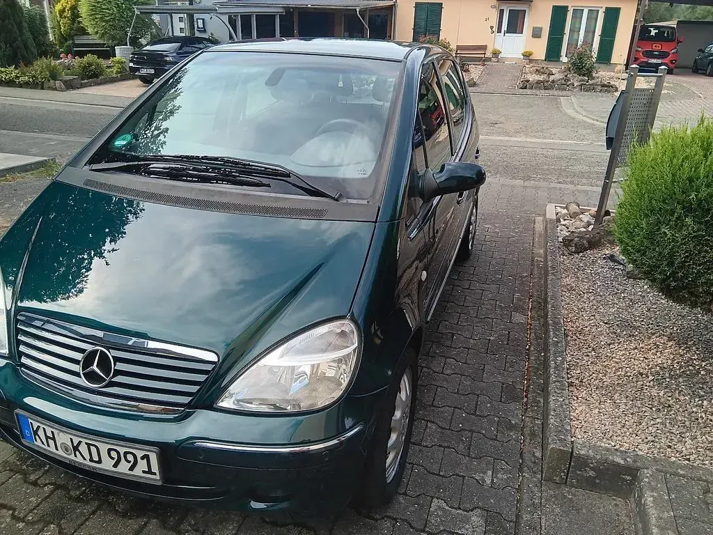 Gebraucht Mercedes A140 Elegance 82 PS (60 kW) 2002 Grün Kleinwagen
