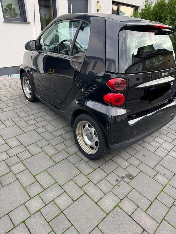 Gebraucht Smart ForTwo Coupé 61 PS (44 kW) 2008 Schwarz Coupé