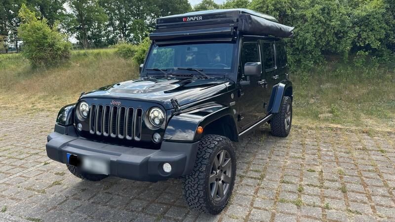 Schwarz Gebraucht 2016 Jeep Wrangler SUV | 31.000 € (Teuer) - Bild 1/4