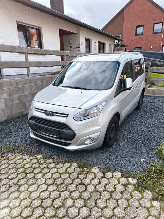 Silber Gebraucht 2017 Ford Tourneo Courier Titanium Van / Kleinbus | 12.000 € (Fairer Preis) - Bild 1/4