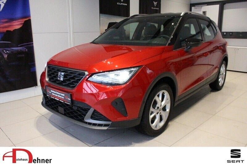 Desire rot / midnight schwarz Gebraucht 2023 Seat Arona FR SUV | 22.280 € (Fairer Preis) - Bild 1/4