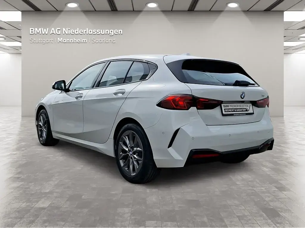 Occasion BMW 120 Efficient Dynamics 156 ch (114 kW) 2025 Blanc Citadine