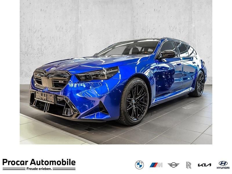 Neu BMW M5 Performance 727 PS (534 kW) 2025 Blau Kombi