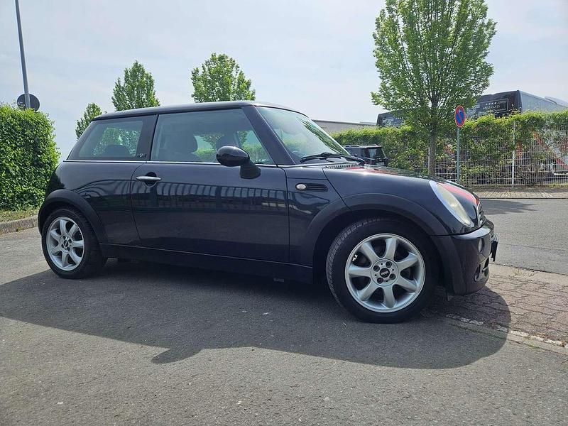 Gebraucht Mini ONE 90 PS (66 kW) 2006 Astro black metallic Kleinwagen