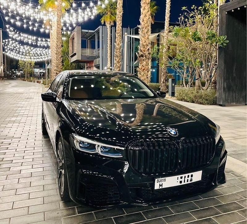 Gebraucht BMW 740 326 PS (239 kW) 2019 Schwarz Limousine