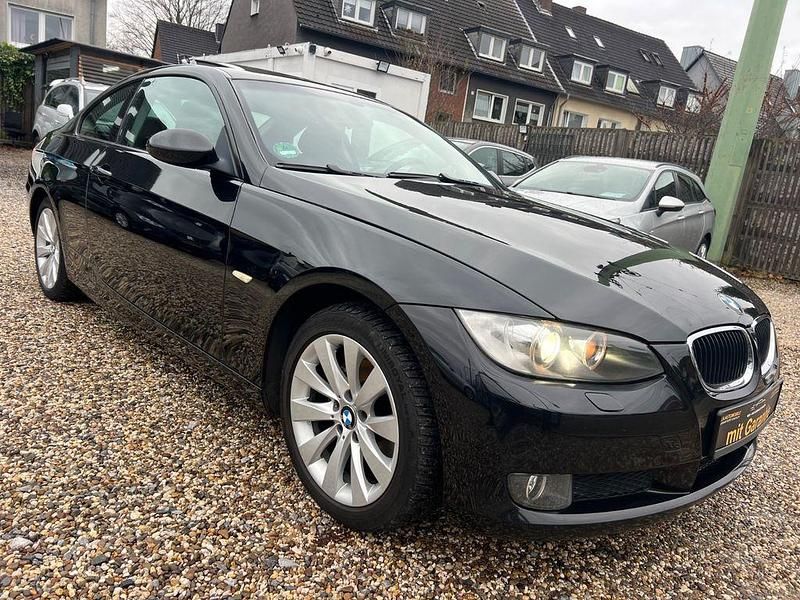 Second-hand BMW 320 170 CP (125 kW) 2008 Negru Coupe