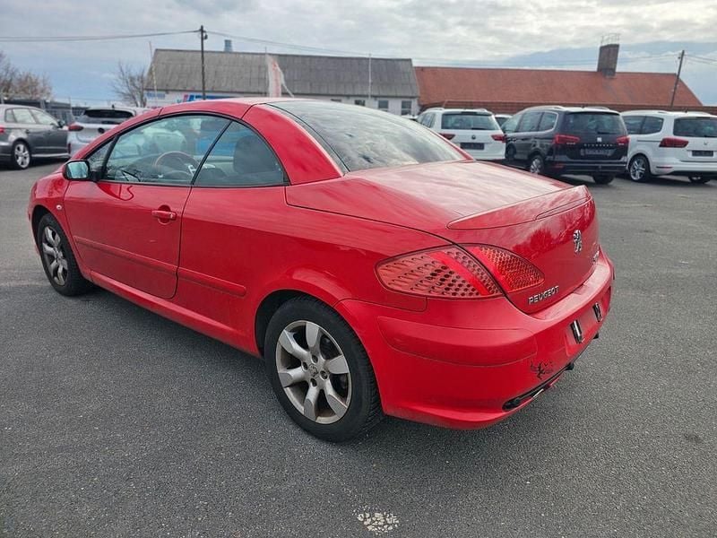 Gebraucht Peugeot 307 CC 109 PS (80 kW) 2008 Rot Cabrio