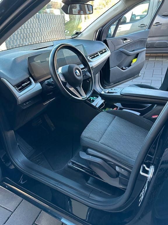 Gebraucht BMW 218 Active Tourer Efficient Dynamics 136 PS (100 kW) 2023 Grau Van / Kleinbus
