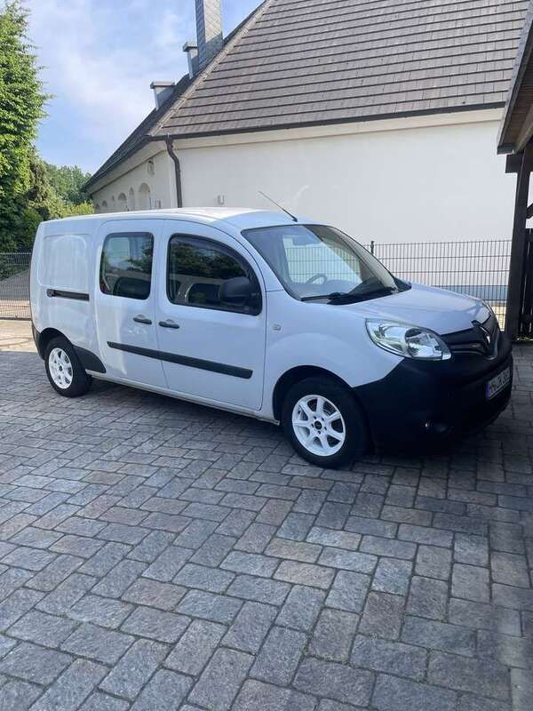 Gebraucht 2016 Renault Kangoo Van / Kleinbus | 11.000 € - Bild 1/4