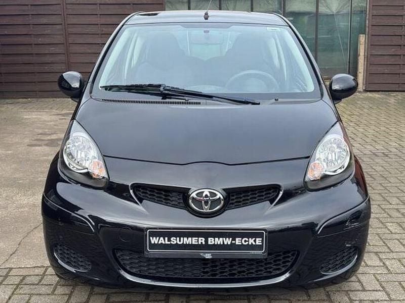 Gebraucht Toyota Aygo Cool 68 PS (50 kW) 2009 Schwarz Kleinwagen