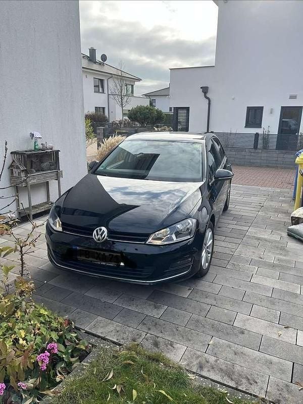 Schwarz Gebraucht 2015 VW Golf VII Limousine | 8.300 € (Superpreis) - Bild 1/4