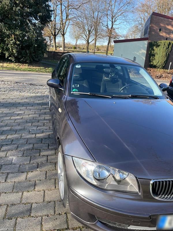 Gebraucht BMW 118 143 PS (105 kW) 2008 Grau Kleinwagen