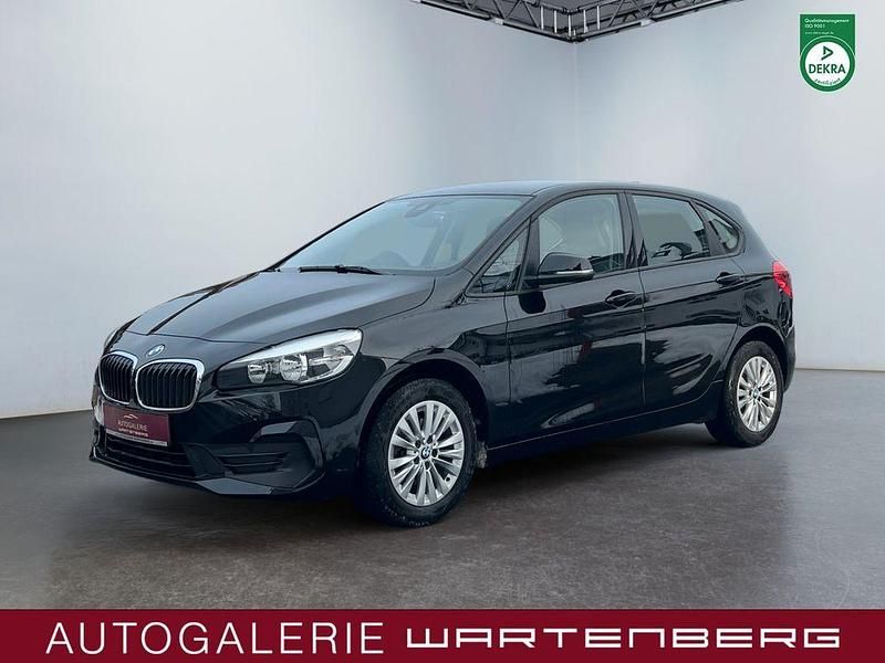 Schwarz Gebraucht 2020 BMW 218 Active Tourer Advantage Van / Kleinbus | 17.480 € (Guter Preis) - Bild 1/4