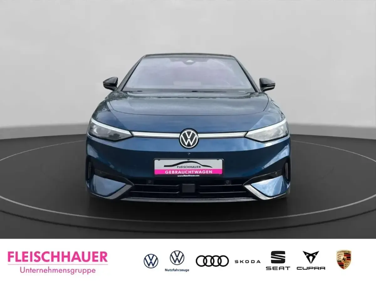 Gebraucht VW ID.7 Pro 210 kW (286 PS) 2023 Schwarz Kleinwagen