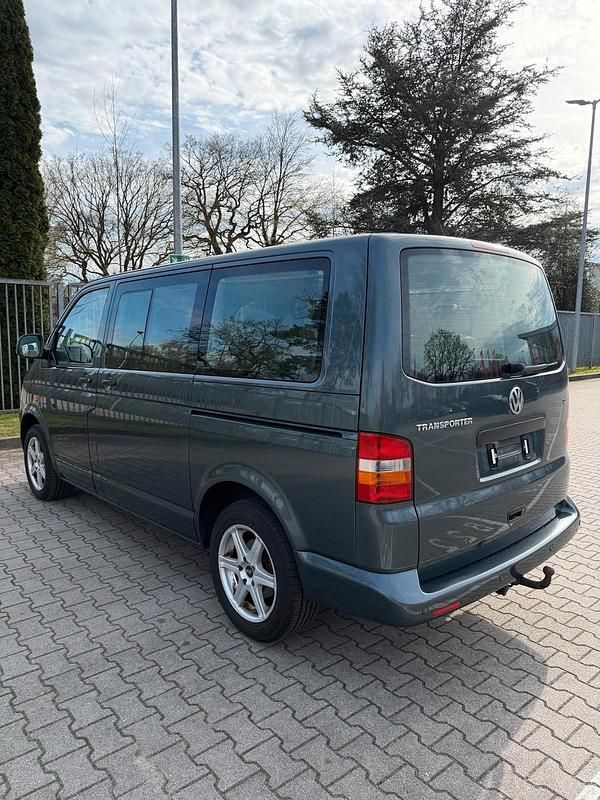 Usata VW Transporter 130 CV (95 kW) 2004 Grigio Furgone