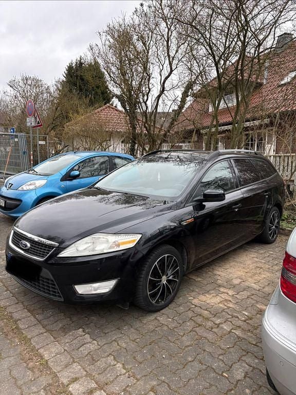 Gebraucht Ford Mondeo Ambiente 125 PS (91 kW) 2007 Schwarz Limousine