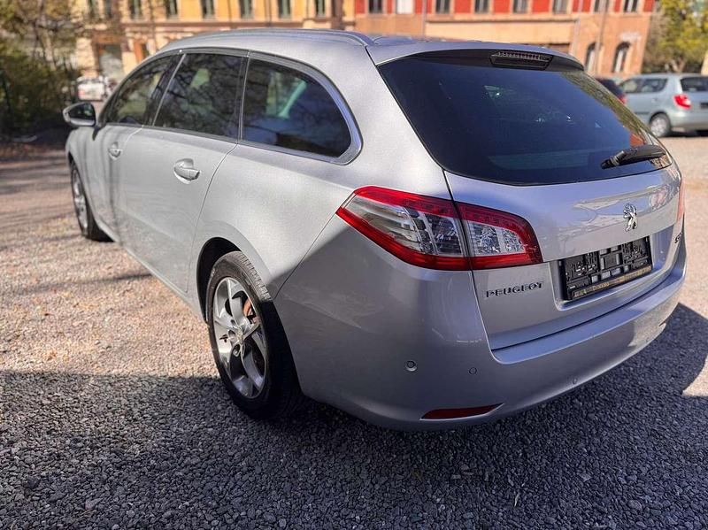 Gebraucht Peugeot 508 Active 150 PS (110 kW) 2016 Lackierung aluminiumgrau Kombi