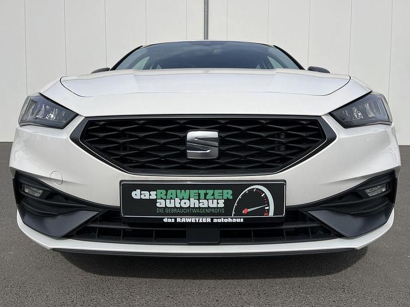 Gebraucht Seat Leon FR 150 PS (110 kW) 2022 Weiß Limousine