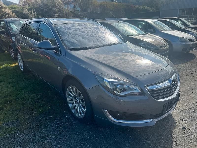 Gebraucht Opel Insignia 250 PS (183 kW) 2017 Grau Kombi