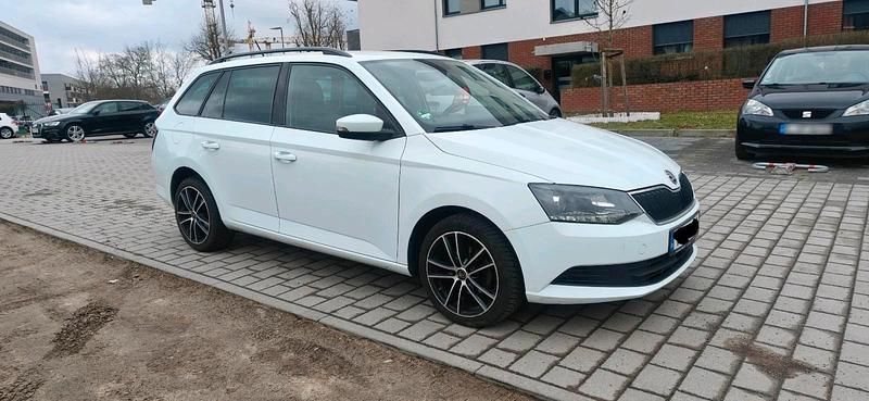 Gebraucht Skoda Fabia 90 PS (66 kW) 2017 Weiß Kombi