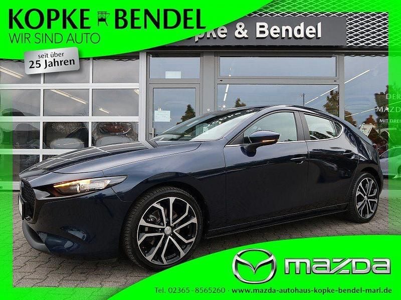 Deep crystal blue metallic Gebraucht 2019 Mazda 3 Limousine | 16.920 € (Fairer Preis) - Bild 1/4