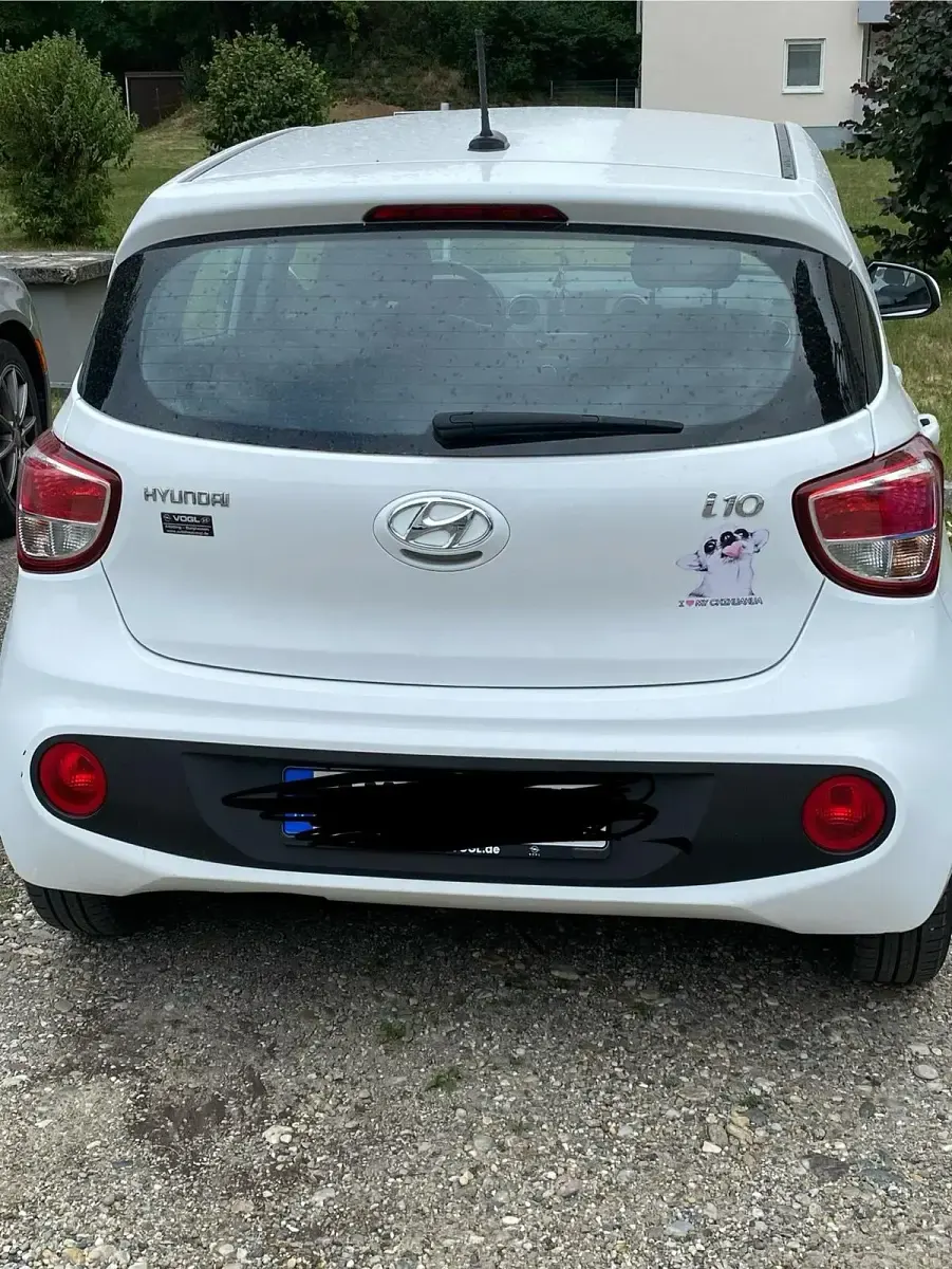 Gebraucht Hyundai i10 87 PS (63 kW) 2018 Weiß Kleinwagen