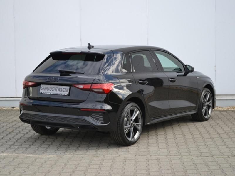 Gebraucht Audi A3 S-Line 150 PS (110 kW) 2023 Schwarz (mythosschwarz metallic) Limousine