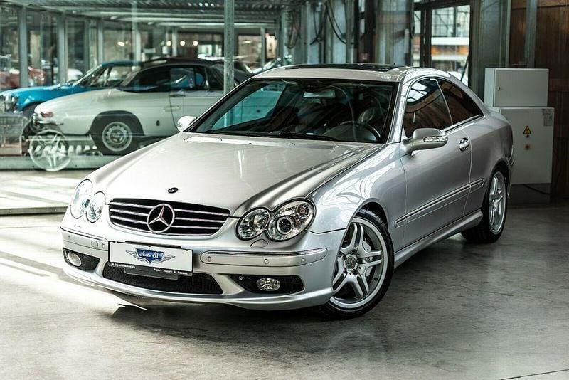 Silber Gebraucht 2005 Mercedes CLK55 AMG AMG Coupé | 24.890 € (Fairer Preis) - Bild 1/1